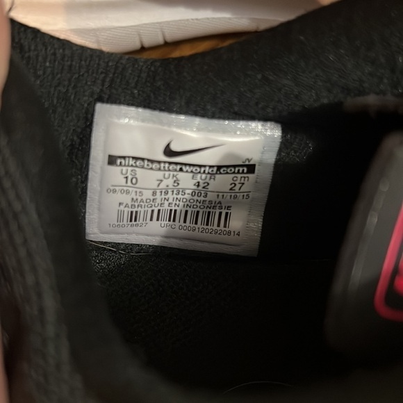 Nike Sneakers Black and Pink Size 10 - Picture 6 of 7